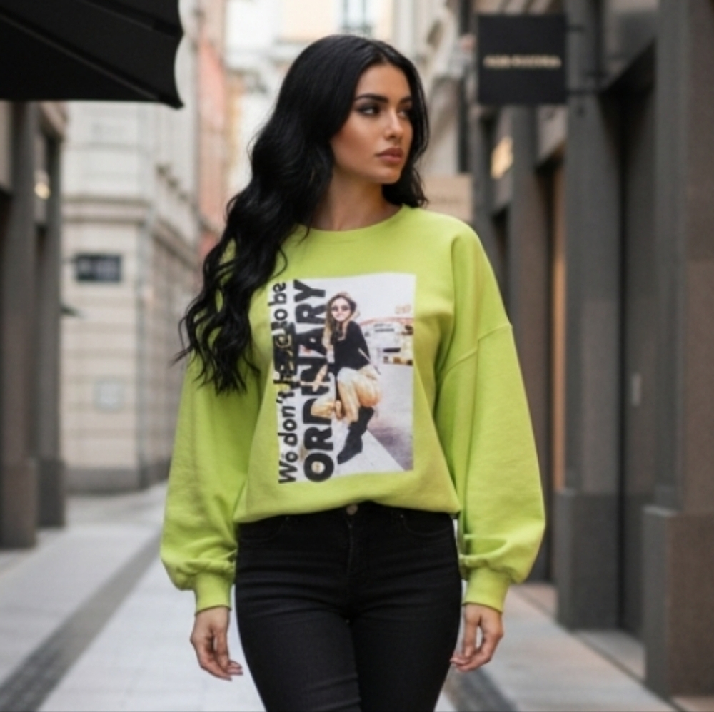 Lefties Trendy Vibrant Yellow Graphic Oversized Cozy Sweatshirt Size Large